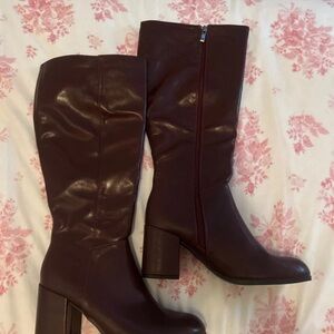SHEIN Dark Red Heeled Boots